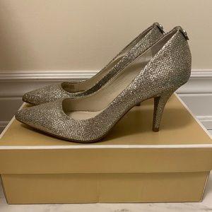 New Michael Kors flex glitter silver 6M